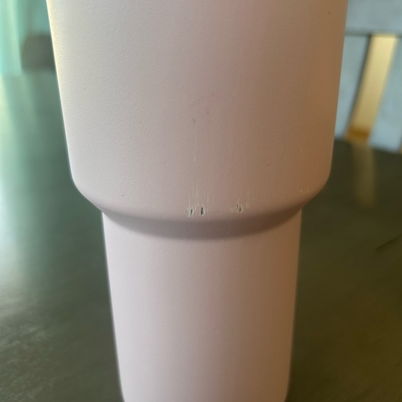 Simple Modern 40oz Trek Tumbler in Lavender Mist. - Picture 4 of 5